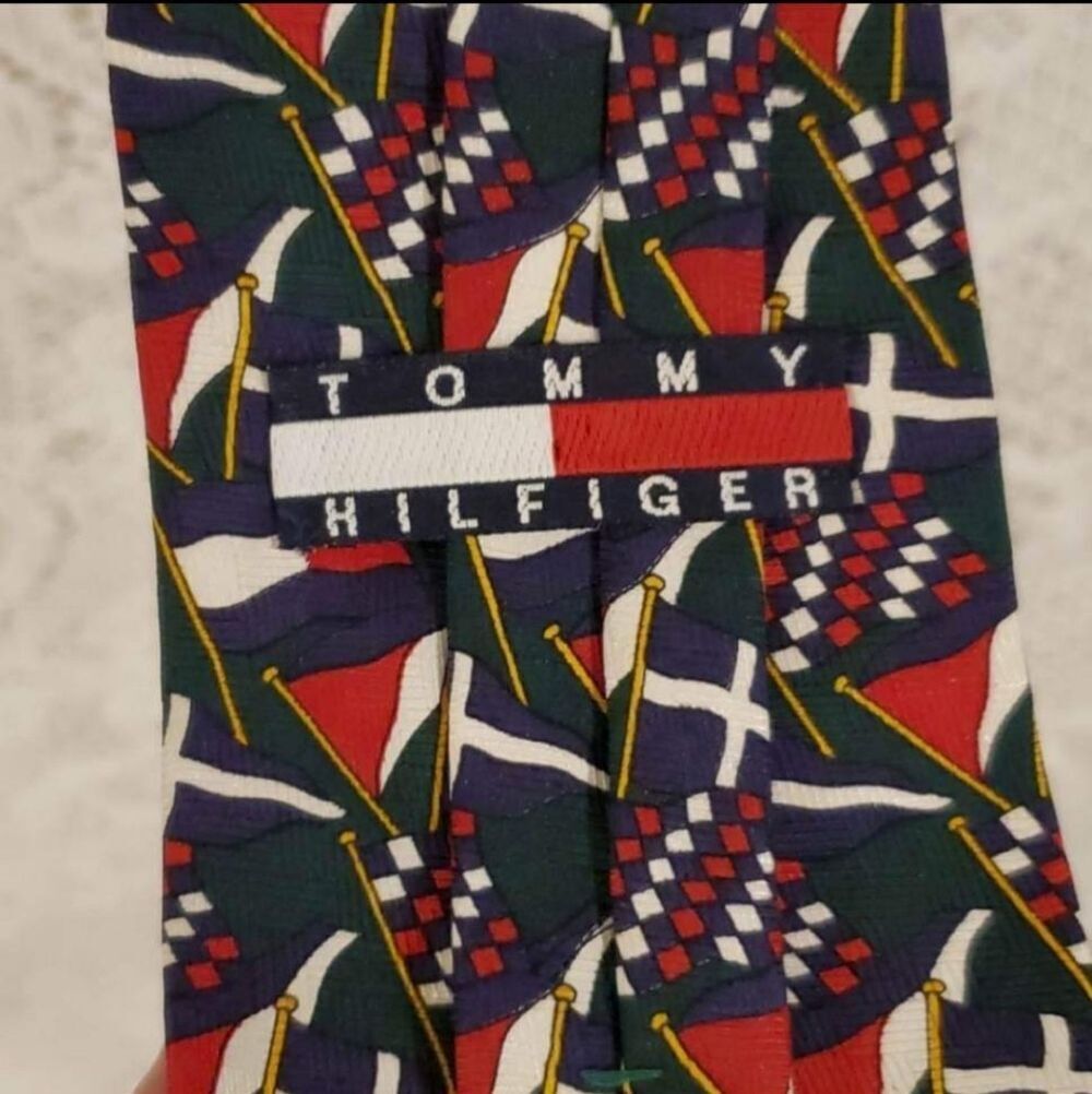 VTG Tommy Hilfiger Necktie Green Red Nautical Yacht Racing Flags Tie